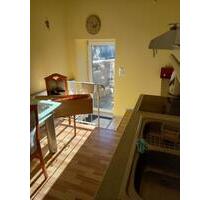 Wohnung XXL zu vermieten - 3,00&nbsp;EUR Kaltmiete, ca.&nbsp; 370,00&nbsp;m&sup2; in Bad Lauchstädt (PLZ: 06246)