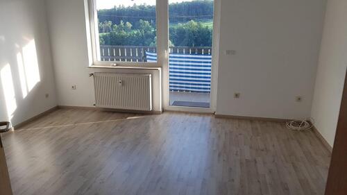 Foto - 63qm renoviert mit Blick ins Grüne - 2 Zimmer, Küche & Bad