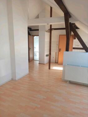 Foto - Helle 2,5-Raum-Wohnung in Halle Mitte ab Mai bezugsfrei