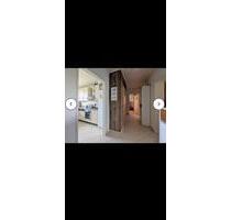Schöne 3-Zimmer-Wohnung mit Balkon & Stellplatz - 1.10 Bezugsfrei - Hiddenhausen