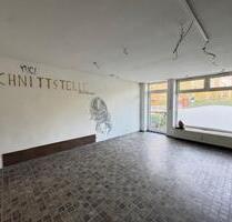 Gewerbefläche im Erdgeschoss, helle, große Räume - Waren (Müritz)