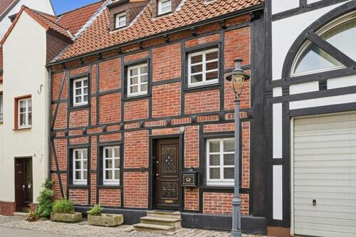 Foto - Innenstadtlage trifft Privatsphäre – charmantes Stadthaus
