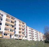 Helle 1-Raum-Wohnung mit Balkon inkl. 10 % Kraxelrabatt - Oelsnitz (Vogtland)