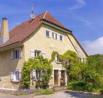 Einfamilienhaus m. ELW am Bodensee - charmanter Altbau, kl Garten - Stetten