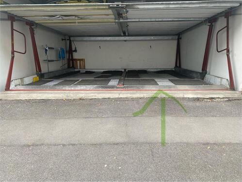 Foto - PKW Garagenstellplatz Lindenthal zu vermieten