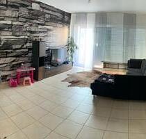 3 Zimmer Wohnung zu verkaufen + Garage + 2 Balkone - Nürnberg Rabus