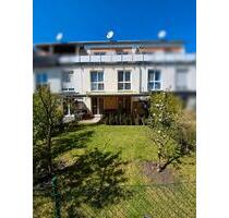 Modernes Reihenmittelhaus - 530.000,00&nbsp;EUR Kaufpreis, ca.&nbsp; 163,31&nbsp;m&sup2; in Adelsdorf (PLZ: 91325)