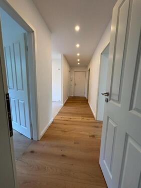 Foto - Kernsanierte Wohnung (Erstbezug) mit 3 Zimmern zu vermieten