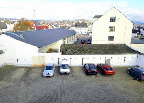 Foto - Außenstellplatz in 65604 Elz zu vermieten – im Hof