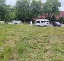 Grundstück zur Pacht 740 qm² - 1.250,00&nbsp;EUR Kaltmiete, ca.&nbsp; 0,00&nbsp;m&sup2; in Ammersbek (PLZ: 22949)