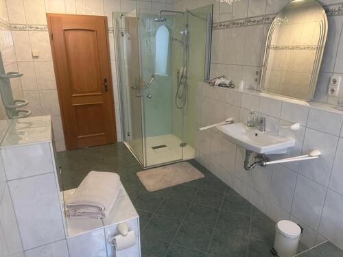 Foto - Große Wohnung für bis zu 6 Personen mit Dachgarten