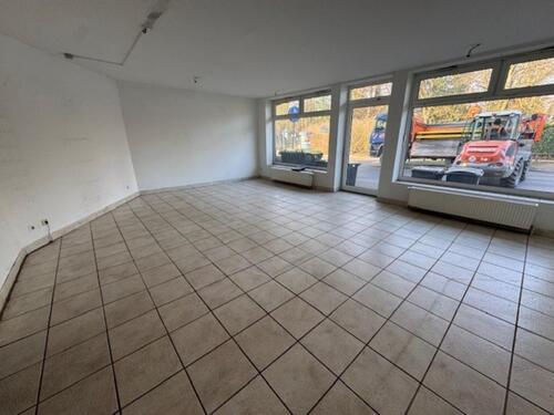 Foto - helle, große Gewerbefläche zu vermieten