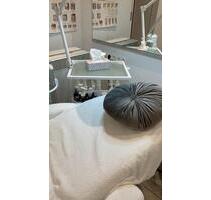 Stuhlmiete im Kosmetikstudio - 119,00 EUR Kaltmiete, in München (PLZ: 81675) Au-Haidhausen