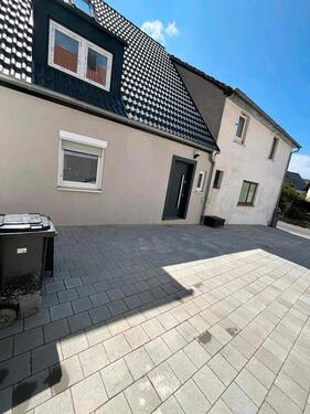 Foto - TOP renoviertes Einfamilienhaus mitten in Knetzgau!