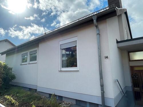 Foto - Freist. 1-Fam. Haus mit Garage und Garten in Zweibrücken