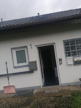 Foto - 2 Zimmer Wohnung mit großen Balkon und kleinen Garten zu vermiete