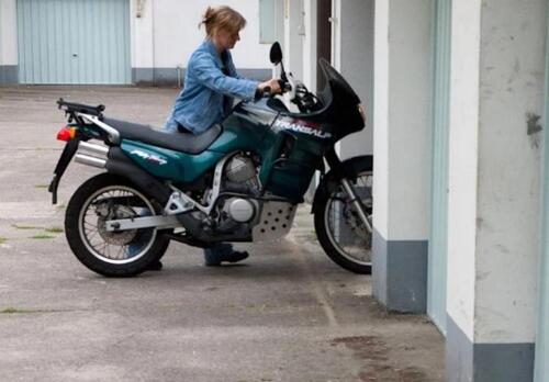 Foto - Garage für Motorrad - 25,00 EUR Miete,