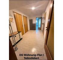Helle, renovierte 4,5-Zimmer-Wohnung mit EBK, Garten, Terrasse - Neustadt bei Coburg