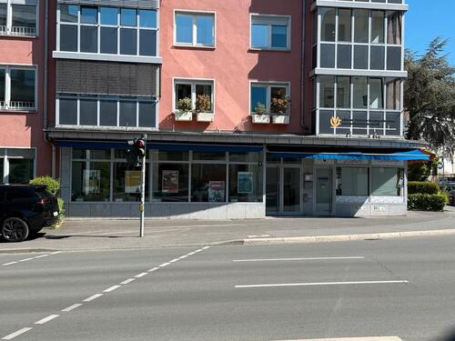Foto - Vielseitig nutzbare Büro-Ladenfläche