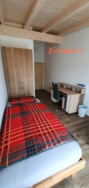Foto - 1WG Zimmer warm, Du & WC sep. In 3er WG für Praktikanten