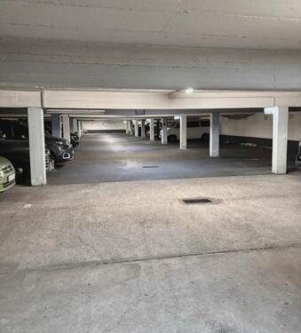 Foto - Stellplatz Garage Duisburg Rheinhausen