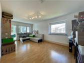 Foto - Attraktive 4-Zimmer-Wohnung mit Balkon und Garage in Oberndorf am