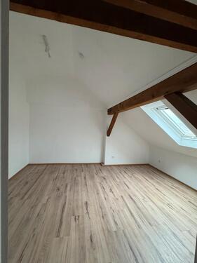 Foto - ✨ Schöne 3-Zimmer-Dachgeschosswohnung zu vermieten – ca. 85 m² ✨