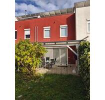 Verkauf Reihenmittelhaus Breisach ruhig, zentral, Garten, Garagen - Breisach am Rhein