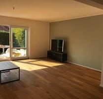 Helle Doppelhaushälfte 4,5 Zi inkl. Garten und Garage - Rutesheim Helle Doppelhaushälfte 4,5 Zi inkl. Garten und Garage - Rutesheim