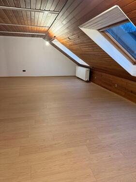 Foto - 1.5 Zimmer Dachgeschoßwohnung zur Miete in Niestetal