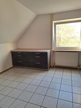 Foto - 2.5 Zimmer Dachgeschoßwohnung zur Miete in Wörrstadt