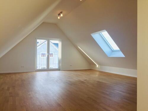 Foto - 2.5 Zimmer Maisonettenwohnung zur Miete in Renningen
