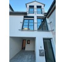 Saniertes Reihenhaus inkl Stellplatz in Cadolzburg