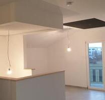 Vermiete 4 Zimmer-Wohnung - 2 stöckig als eigenständiges Haus - Tittling