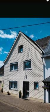 Foto - Haus zum Mieten - 1.000,00&nbsp;EUR Kaltmiete, ca.&nbsp; 115,00&nbsp;m&sup2;