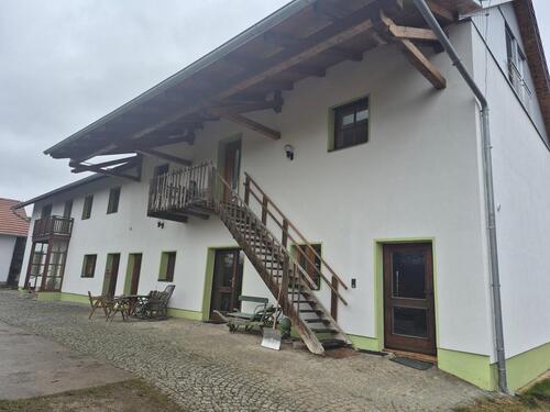 Foto - Biobauer werden, voll ausgestatter Hof mit heller Wohnung