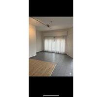 Helles 34m² Büro in Frechen -Teilausstattung- ab 01.06. verfügbar