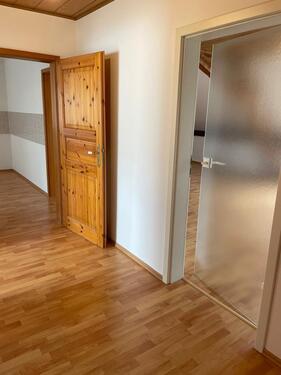 Foto - 4-5 ZKB schöne DG-Wohnung - 770,00&nbsp;EUR Kaltmiete, ca.&nbsp; 110,00&nbsp;m&sup2;