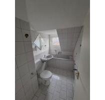 2-Zimmer Dachgeschoss- Wohnung in Oberhausen