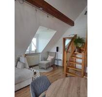 Helle 3-Zimmer-Dachgeschosswohnung – provisionsfrei von privat - Burgau