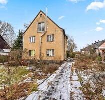 Kleines Mehrfamilienhaus mit Leerstand - Berlin Neukölln