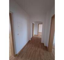 große 3-RWE mit ebenerdiger Dusche im beliebten Rosengarten - Halle (Saale) Damaschkestraße