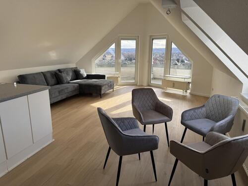 Foto - 3 Zimmer Dachgeschoßwohnung zur Miete in Dresden