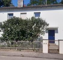 Provisionsfrei-Verkaufe saniertes ZFH, 82131 Stockdorf,vermietet - Gauting