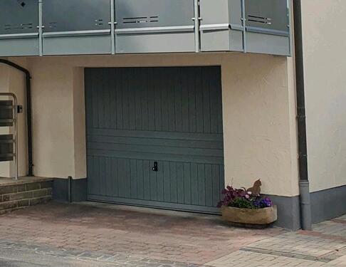 Foto - Garage in Stadtnähe zu vermieten