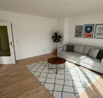 Renovierte 3-Zi Wohnung mit Balkon, EBK & Garage – Wertingen