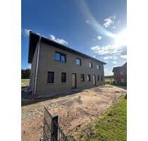 Exklusive Doppelhaushälfte 155qm in 29614 Soltau (Wolterdingen)