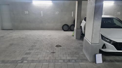 Foto - Tiefgaragen Stellplatz Garching b. München