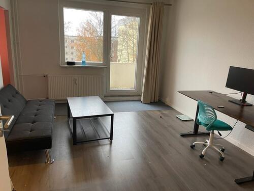 Foto - Gemütliche 1,5 Wohnung möbliert mit Balkon 2 OG zu Untermiete