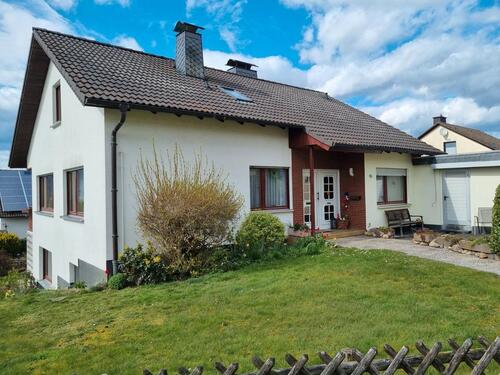 Foto - 7 Zimmer Einfamilienhaus zum Kaufen in Höxter